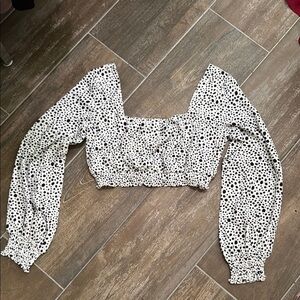 Petal & Pup Black and White Puff Sleeve Crop Blouse